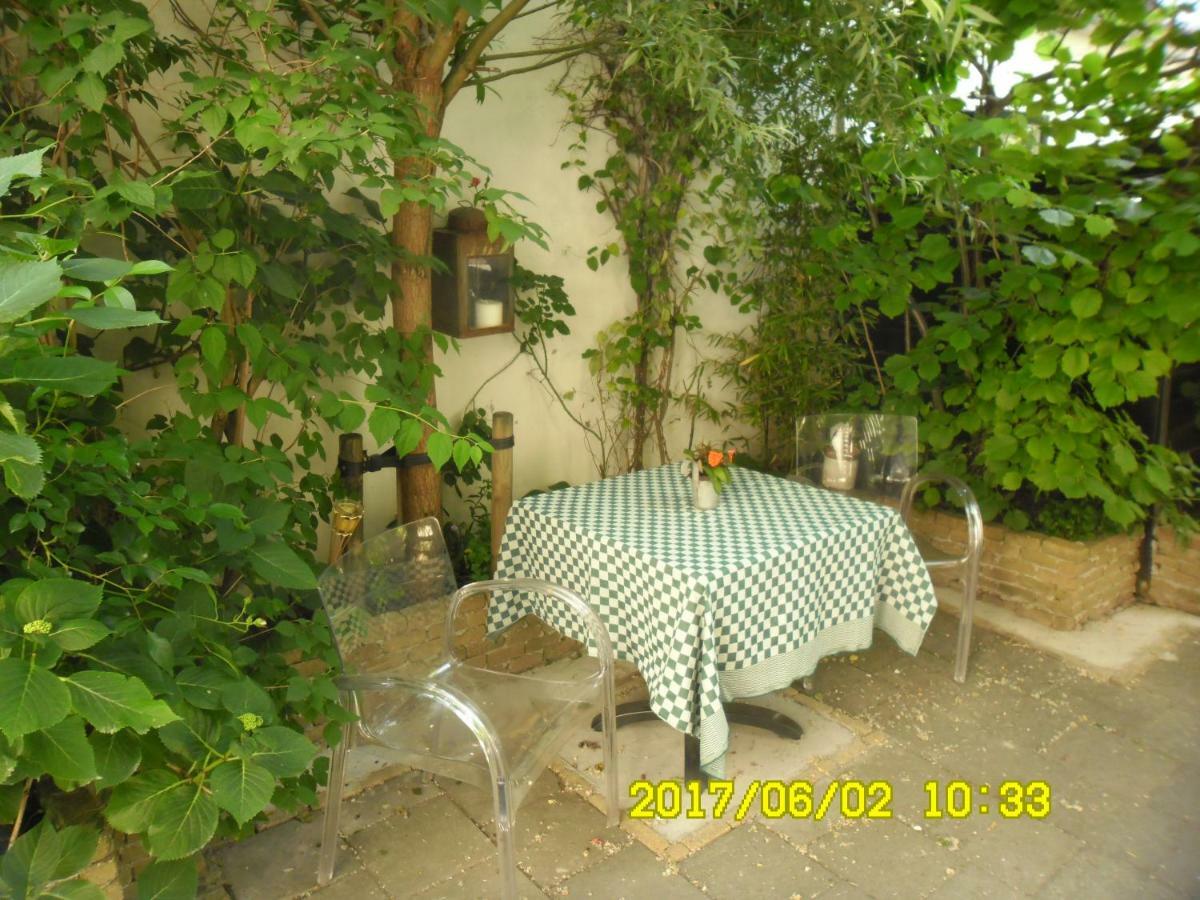 B & B Het Lemstra Hus Харлинген Екстериор снимка